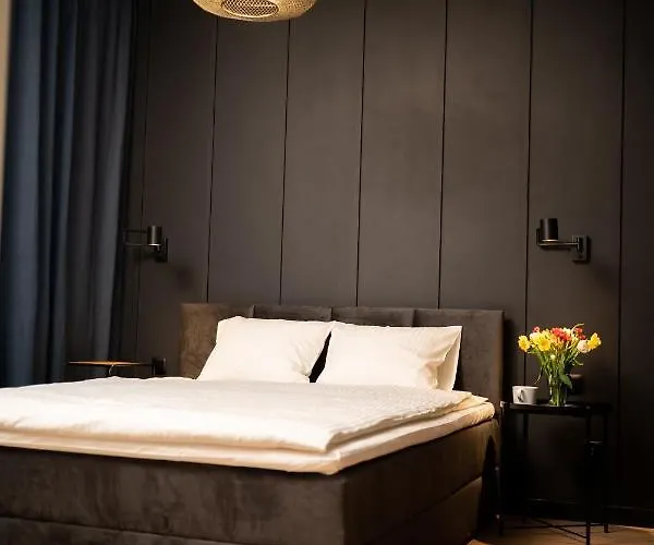 No1 Wyszynskiego Апартаменты *