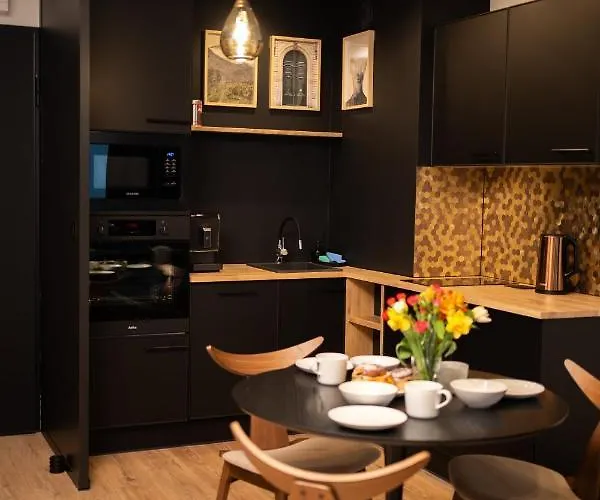 No1 Wyszynskiego Апартаменты Вроцлав