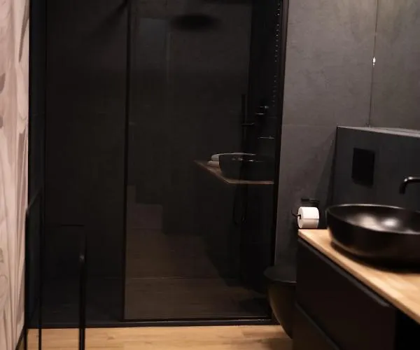 No1 Wyszynskiego Апартаменты Вроцлав